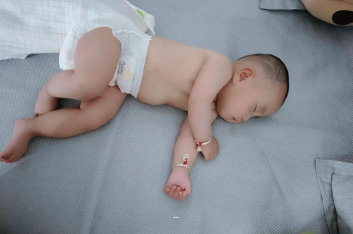 郓城孕妇肚脐周围发青